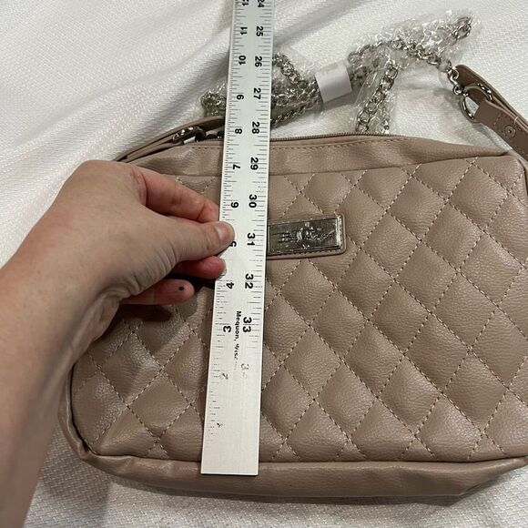 Bella‎ Russo Pink Quilted Crossbody Bag - Picture 5 of 6